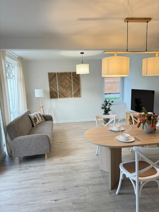 2,5 Zimmer Ferienwohnung Fehmarn Mit Eigenem Parkplatz Екстер'єр фото